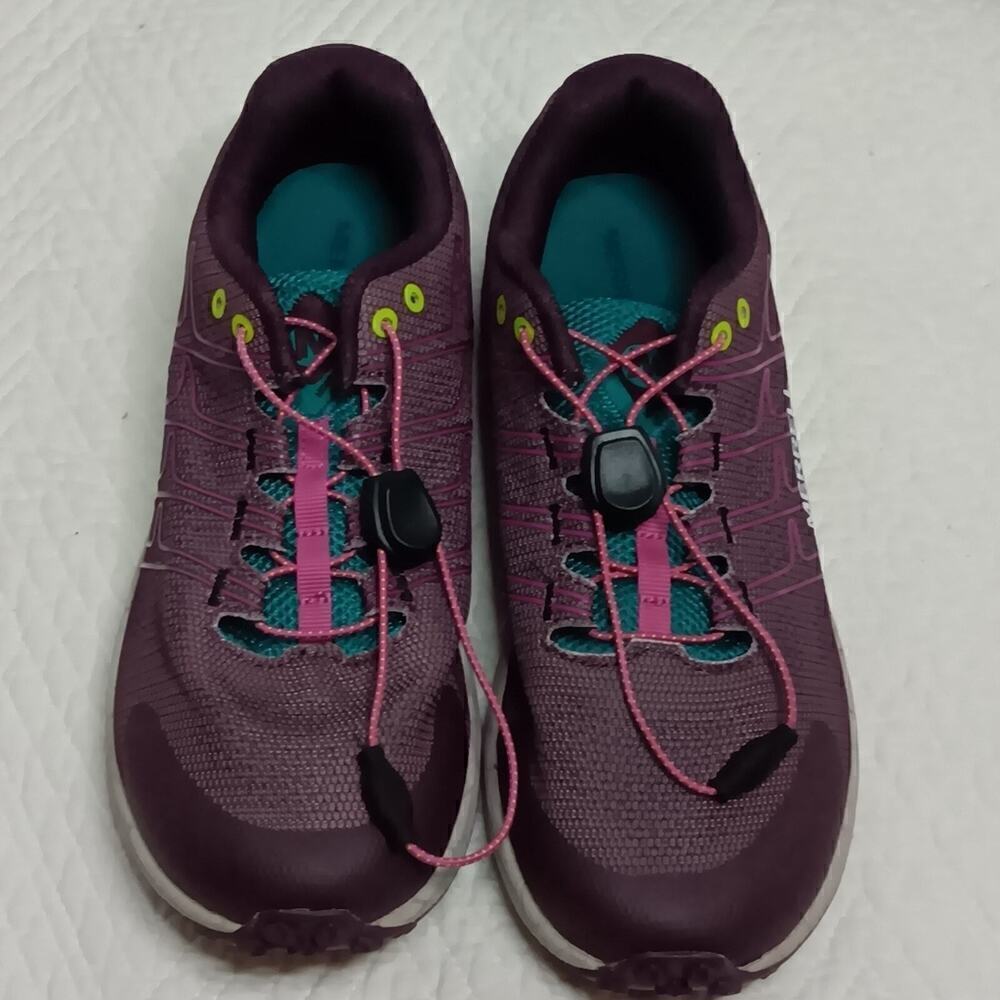 EUC Merrell Dark Purple and Teal Shoes Size 6
